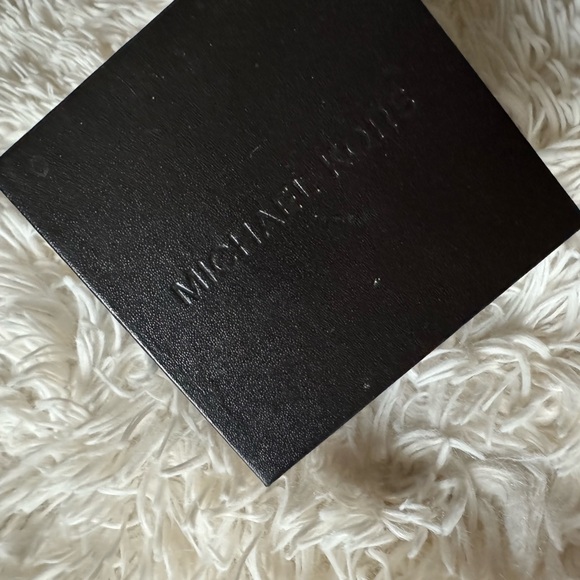 Michael Kors Gold Tone Watch with crystals - Picture 2 of 5